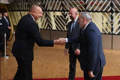 «Հրապարակ». Ովքեր են ուղեկցել Փաշինյանին Բրյուսելում եւ ինչ նպատակով