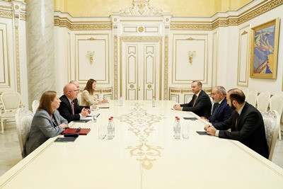 Pashinyan, Reeker discuss Nagorno-Karabakh issue
