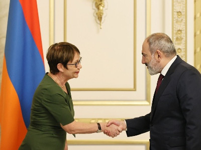 EBRD President notes importance of road construction programs in Armenia