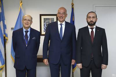 Armenian, Greek and Cypriot foreign ministers meet in New York