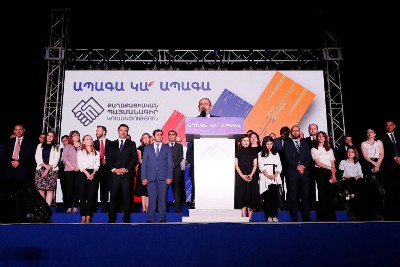 Newspaper: Armenia ruling party thinking about what to do when its power will be at risk