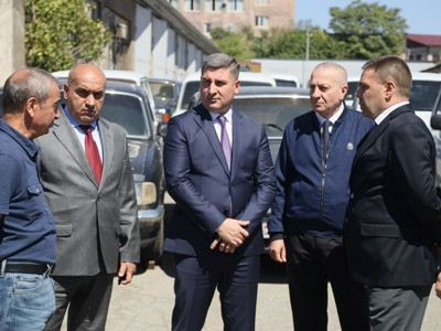 Министр Гнел Саносян недоволен работой ЗАО «Высоковольтные электрические сети»