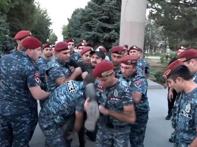 Police actions at Yerevan military pantheon are investigated