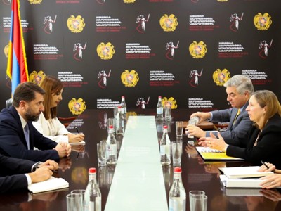 Լին Թրեյսին ու արդարադատության նախարարը քննարկել են իրավապահ բարեփոխումների ընթացքը