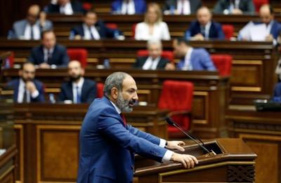 Newspaper: Armenia PM, parliament majority faction have closed discussion day after military operations