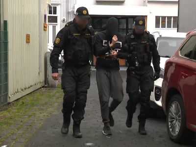 Icelandic police arrest four Icelanders suspected of planning terrorist attacks