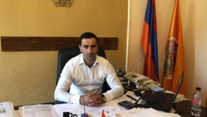 В укрупненной общине Ани на выборах в ОМС «Гражданский договор» уступил действующему главе общины