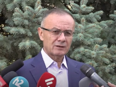 Экс-глава МО Армении: Для действующих властей в приоритете не границы, безопасность, а тайные переговоры с врагом