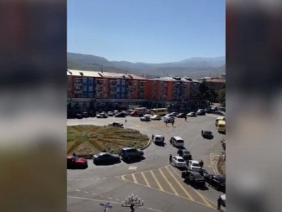 Moment of silence observed in Artsakh, even cars stop moving on streets