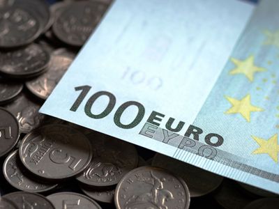 EC approves next tranche of 21 billion euros from pandemic recovery fund for Italy
