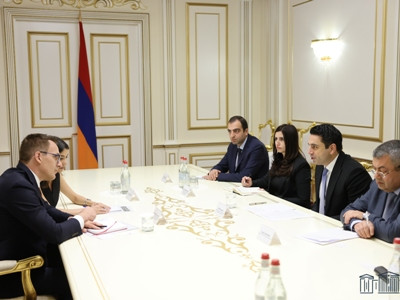 Parliament speaker meets with Switzerland ambassador, Azerbaijan army withdrawal from Armenia territory is stressed