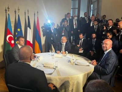 Pashinyan-Aliyev-Michel-Macron meeting begins in Prague