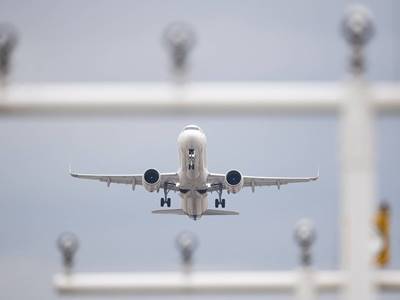 Airline passengers banned from using popular Apple gadget