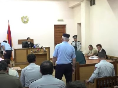 Ընթանում է 44-օրյա պատերազմում մարտադաշտը լքելու մեջ մեղադրվող Իշխան Վահանյանի գործով դատական նիստը (ուղիղ)