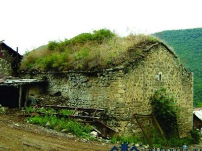 Հադրութի շրջանի Մոխրենես գյուղում ադրբեջանցիներն ավերել են հայկական Սուրբ Սարգիս եկեղեցին (ֆոտո)
