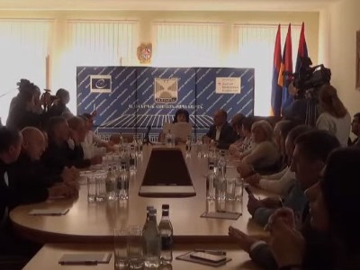 Ալավերդիի նորընտիր ավագանու 1–ին նիստին համայնքապետի պաշտոնում առաջադրվեց Արկադի Թամազյանի թեկնածությունը