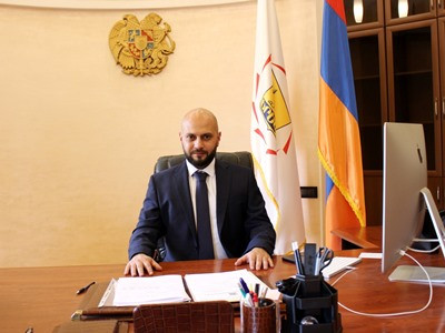 «Նման միջադեպ չի եղել». Կենտրոն վարչական շրջանի ղեկավարը՝ աշխատասենյակում ծեծի ենթարկվելու մասին