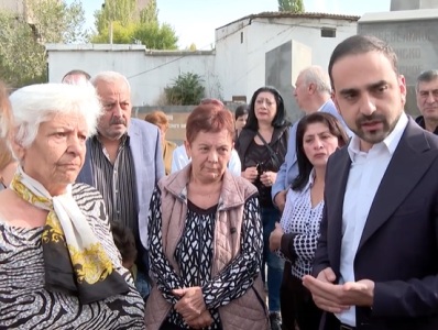 Քանաքեռում տարածքները կամ մասնավորեցվել են բնակիչների կողմից, կամ ցանկապատվել ու դարձել զավթած հողամասեր. քաղաքապետարան
