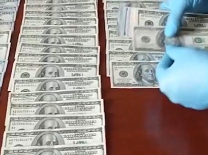 ՔԿ պաշտոնյան խոշոր չափի կաշառք է պահանջել եւ ստացել. ԱԱԾ բացահայտումը
