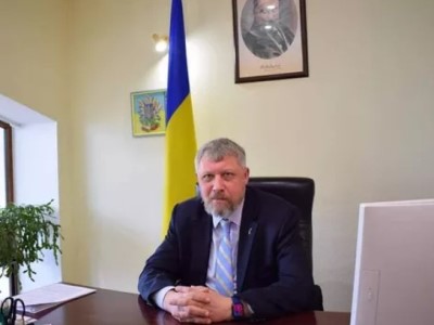 Զելենսկին ազատել է Ղազախստանում Ուկրաինայի դեսպանին, որը կոչ էր արել սպանել ռուսներին