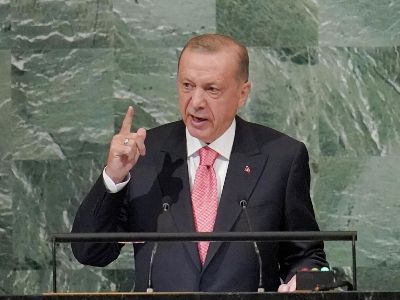 Erdogan: Turkey is looking for alternative to American F-16 fighters