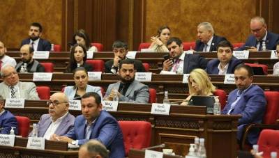 «Հրապարակ». ՔՊ-ում շատերը մեծ ախորժակ ունեն առաջիկայում ստեղծվելիք ներքին գործերի մեգանախարարի պաշտոնի համար