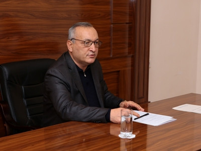 Արցախի ԱԺ նախագահ Արթուր Թովմասյանն աշխատանքային խորհրդակցություն է հրավիրել