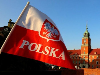 Polish government prepares for 'potential use of nuclear or chemical weapons' by Kremlin