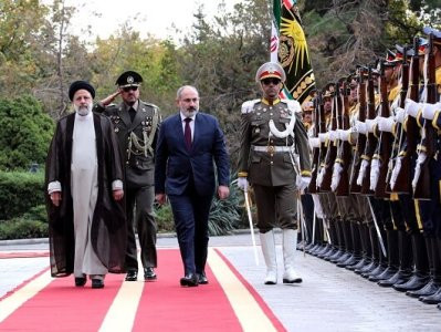 В Тегеране премьер-министр Армении и президент Ирана проводят переговоры