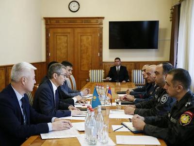 Армения и Казахстан обсудили внедрения цифровых систем контроля дорожного движения