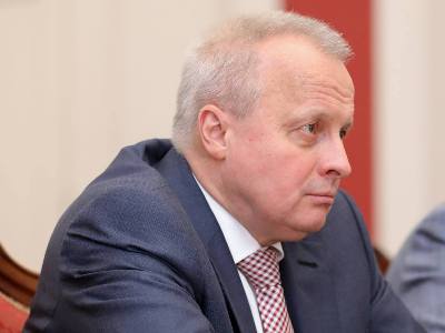Envoy: Russian president awarded Armenian philologist with medal