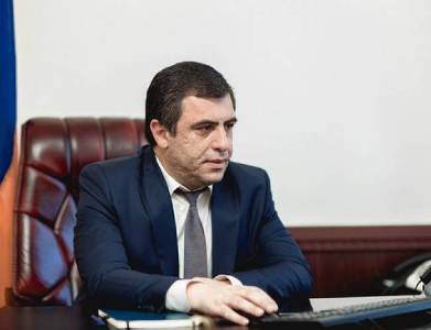 Փաշինյանը 12 օրով արձակուրդ է ուղարկել Լոռու մարզպետին