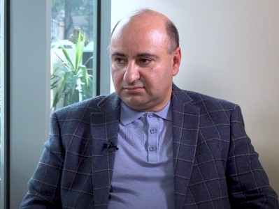 Խաղաղության պայմանագիրը պետք է անցնի իրավական ընթացակարգերով. Վարդան Այվազյան