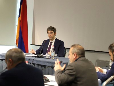 Սահմանադրական բարեփոխումների հանձնաժողովի նիստում ներկայացվել է նախագահի լիազորություններին առնչվող փաստաթուղթը