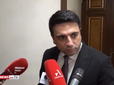 Спикер НС Армении не исключил вероятности ареста трех депутатов от оппозиции