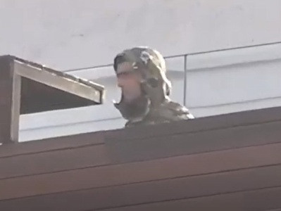 В преддверии заседания ОДКБ на крыше гостиницы «Двин» в Ереване появились снайперы