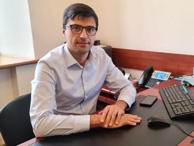 Չենք կարող ամեն շինարարի գլխին մարդ նստեցնել, դրա համար շահագրգռում ենք, որ հայտարարագրեն իր եկամուտները. Ալավերդյան