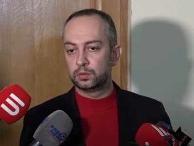 Разъяснение главы парламентской комиссии: Ожидать ли подписания мирного договора до конца года?