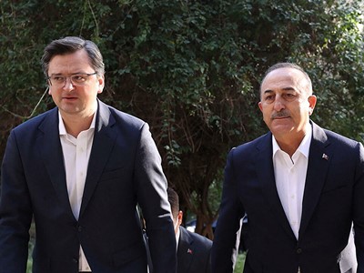 Բուխարեստում կայացել է Թուրքիայի եւ Ուկրաինայի ԱԳ նախարարների հանդիպումը