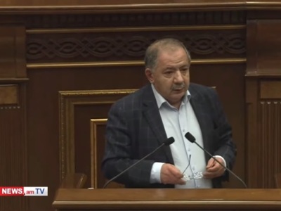 Վարչապե՛տ, նախարա՛ր, լուծեք զոհված զինծառայողի ընտանիքի հարցը, եթե չարեցիք՝ ավելի լավ է գետինը մտնեք. Աղվան Վարդանյան