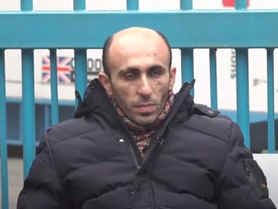 Day 4: Karabakh state minister’s adviser continues sit-in outside UN Armenia office