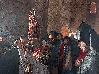 Արցախի բոլոր եկեղեցիներում Հակոբ Մծբնա Հայրապետի տոնի առթիով մատուցվել է պատարագ
