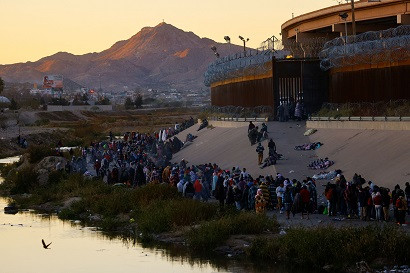 State of emergency declared at US-Mexico border due to influx of migrants