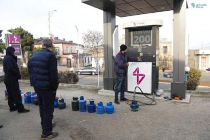 В Арцахе установлен особый порядок купли-продажи топлива