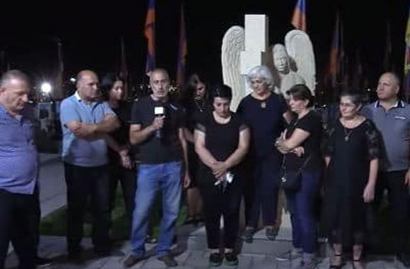 Կոչ ենք անում սթափվել և անմիջապես լծվել պայքարի. Պատերազմում զոհվածների ծնողների հայտարարությունը