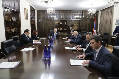 Նախագահի գլխավորությամբ խորհրդակցություն Շիրակի մարզպետարանում. քննարկվել են մարզի և Գյումրու զարգացման ծրագրերը
