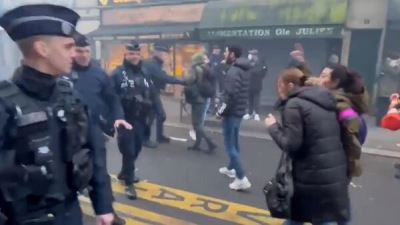 Clashes between Kurds and law enforcers intensified in Paris