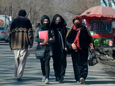 Taliban imposes ban on female employees in Afghan universities