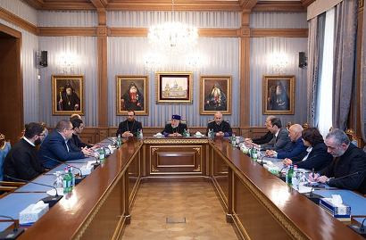 Ամենայն Հայոց Կաթողիկոսն ընդունել է Արցախի պատվիրակությանը. քննարկել են ստեղծված  իրավիճակը