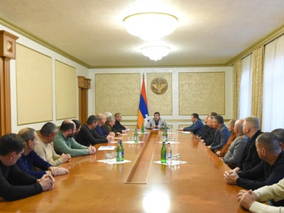 President Harutyunyan receives group of members of Union of Artsakh Reserve Officers
